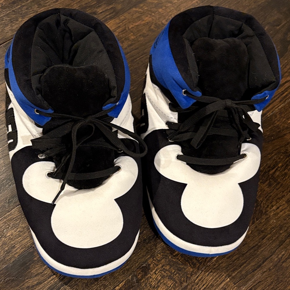 Banned Goods - OG" WHITE-BLUE Sneaker Slippers. Almost new.